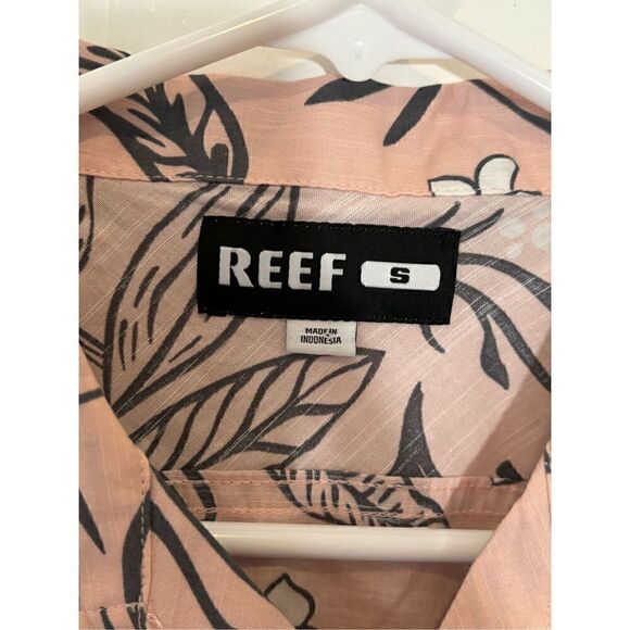 Men’s Reef Men's Rockdale Short Sleeve Woven Shirt Size Small - Picture 4 of 6